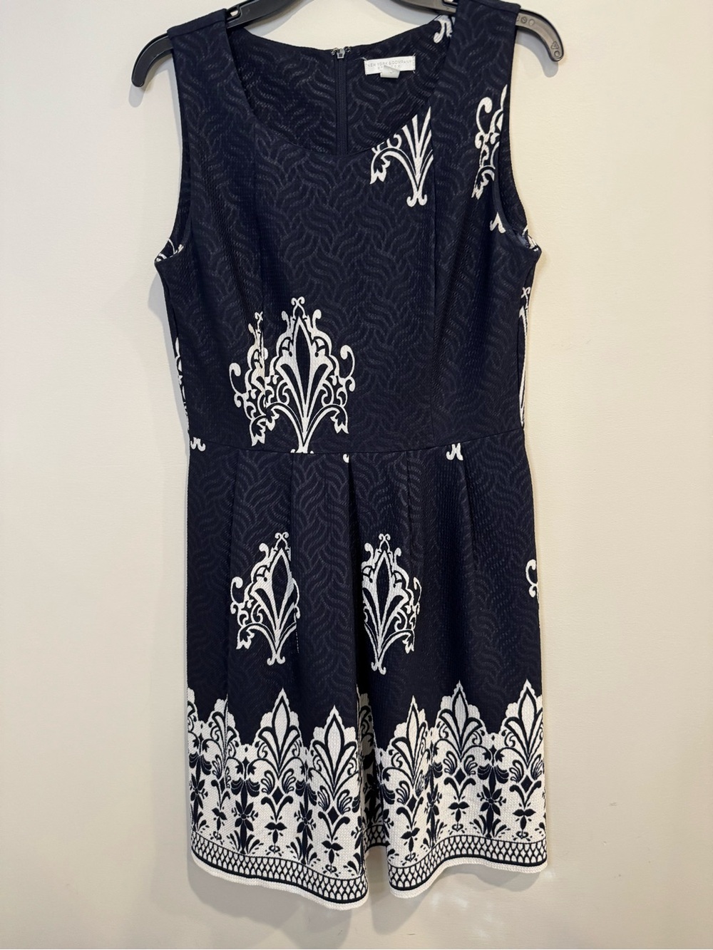 NY & Co Navy & White Fit-and-Flare Mini Dress Summer Casual Everyday Party Med